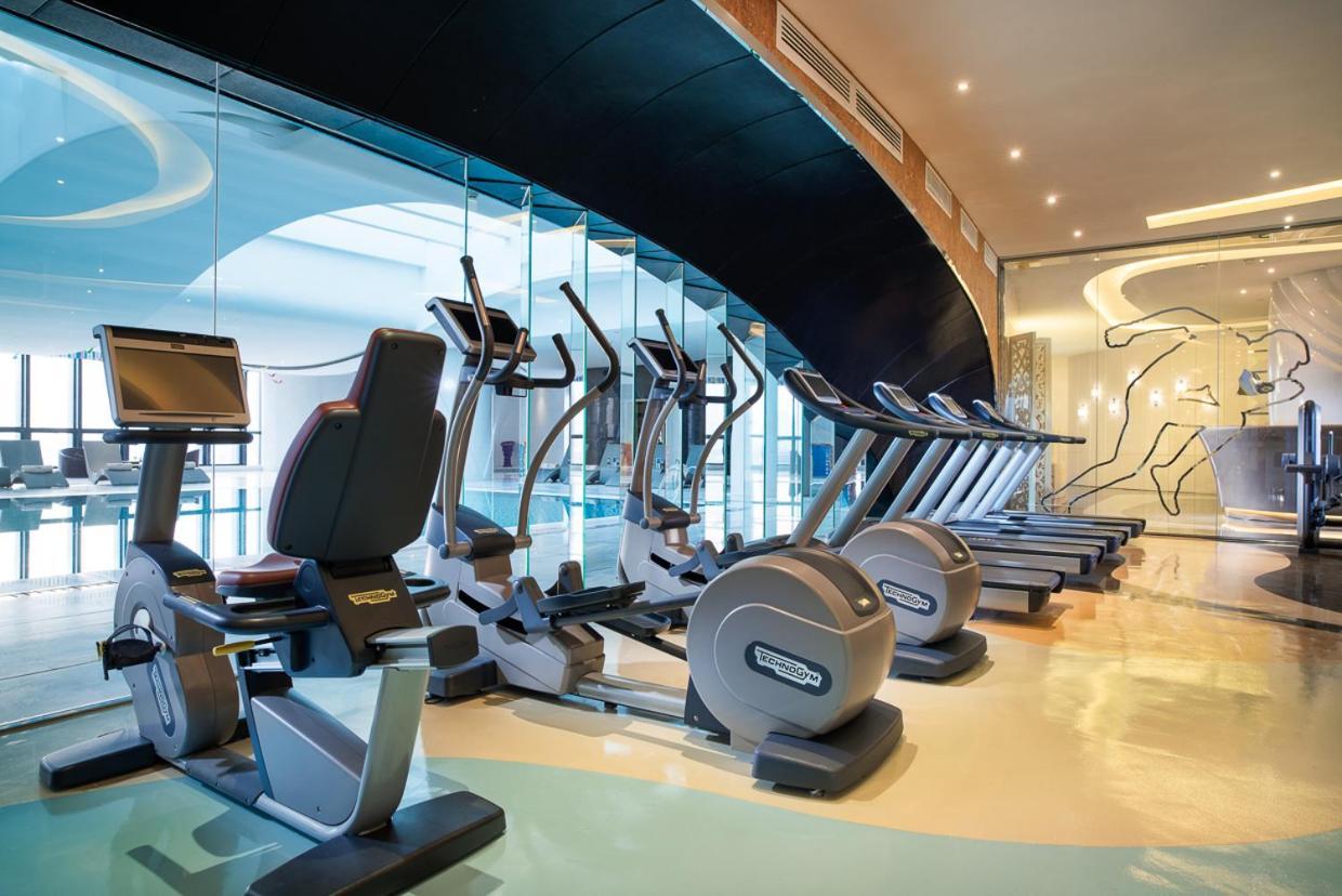 Отель Sofitel Куньмин Экстерьер фото